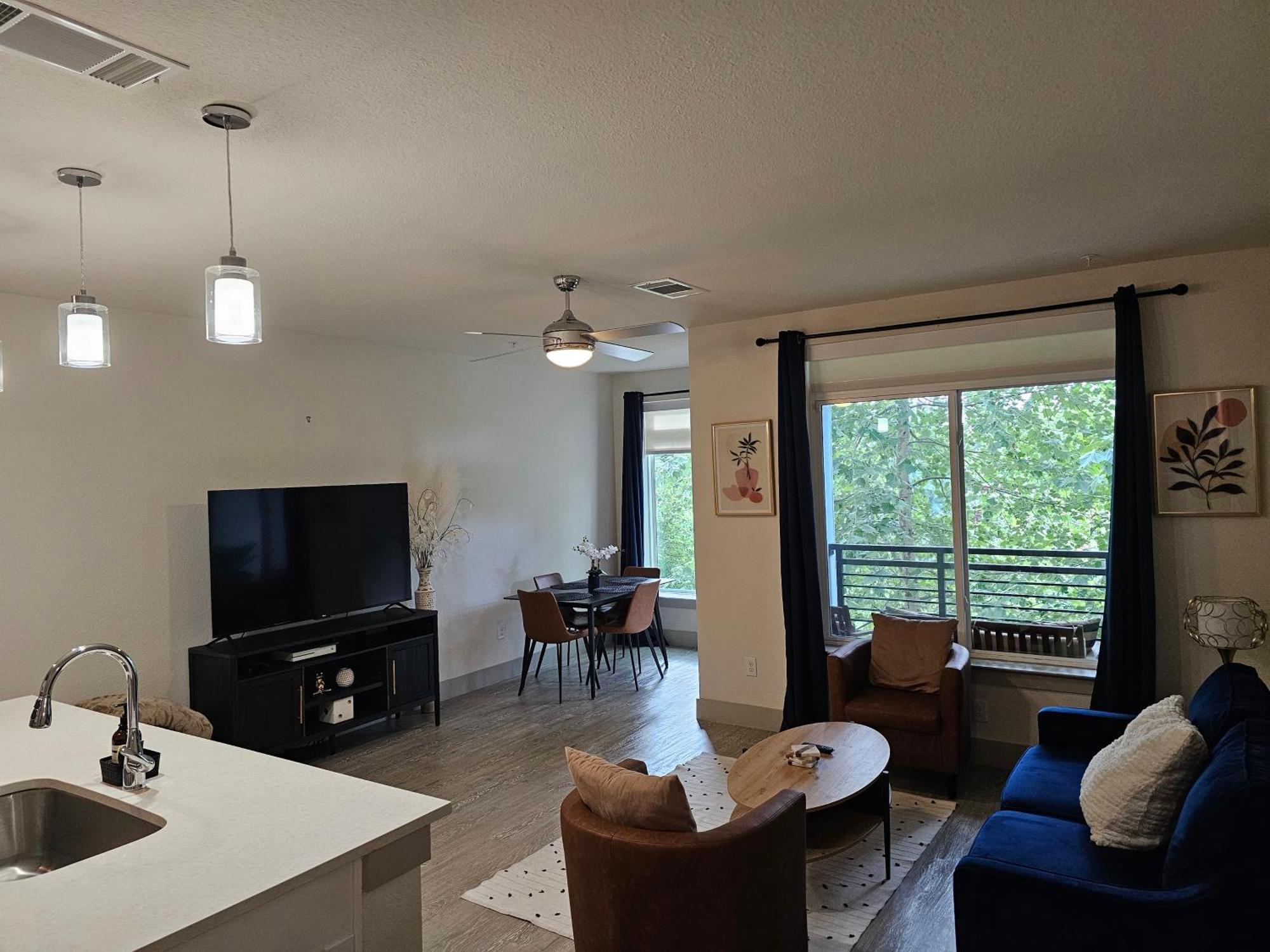 Apartment Gorgeous Facing The Riverwalk With A King San Antonio